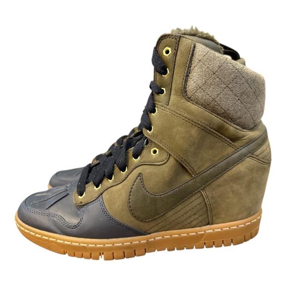 Nike Women Size 7 Dunk Sky High Sneakerboot Dark Loden Anthracite - Picture 2 of 10